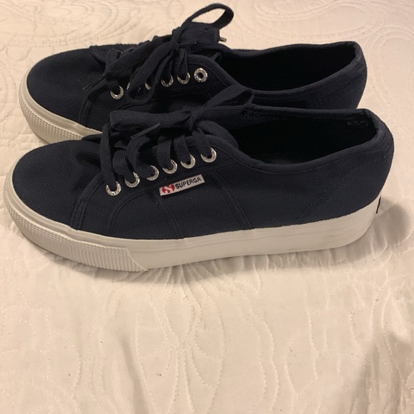 Superga Cori Classic Women’s Platform Navy Sneakers SZ 39/8 - Picture 2 of 9